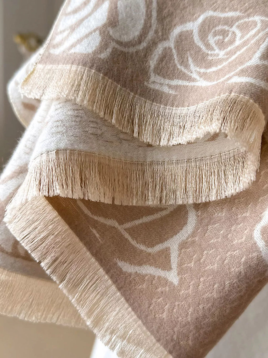 415d0a7744fe452f9c408d0b6c0da0cc-Max-Origin